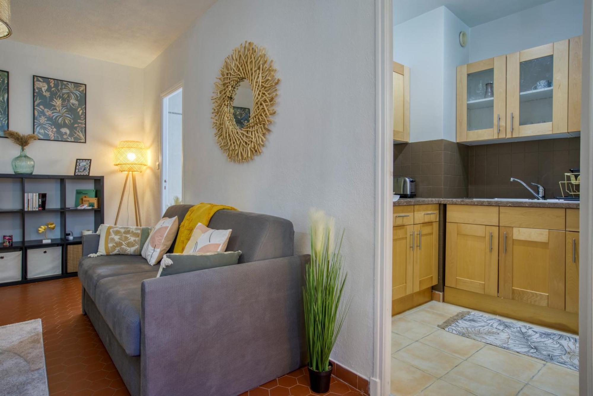 Cosy, Modern, Fully Equipped, Air Conditioning, Nice Historical, Old Town, 1Minute Walk From Beach - "Le Bunico 4" Экстерьер фото
